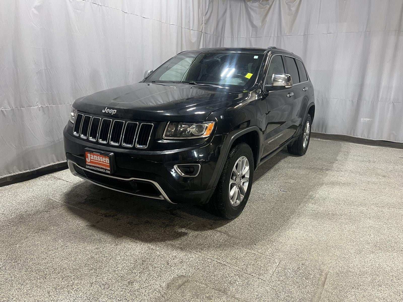 2016 Jeep Grand Cherokee Limited's photo