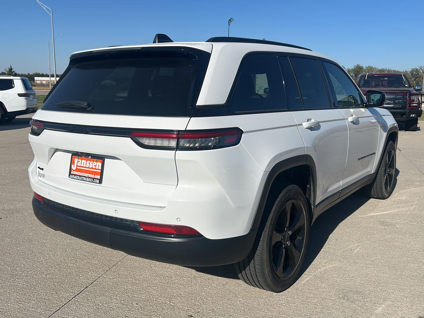2024 Jeep Grand Cherokee Altitude X