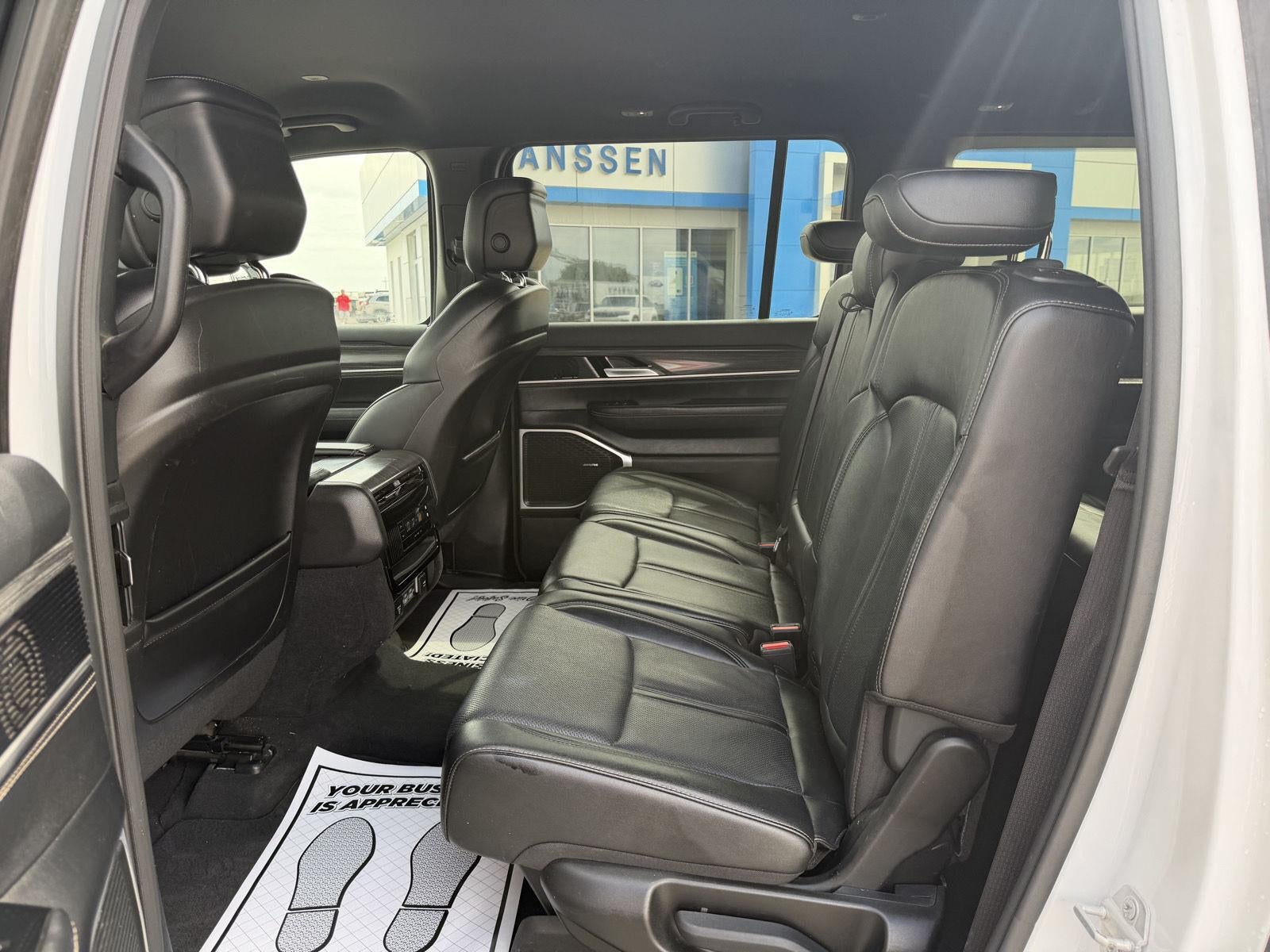 2024 Jeep Wagoneer L Series II