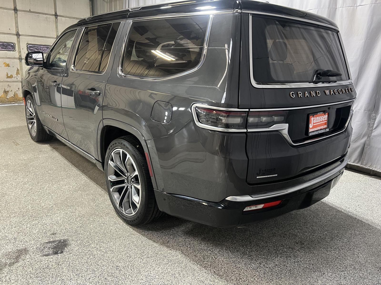 2022 Jeep Grand Wagoneer Series III