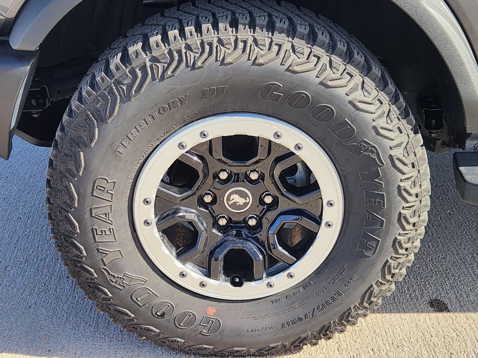 2023 Ford Bronco Base