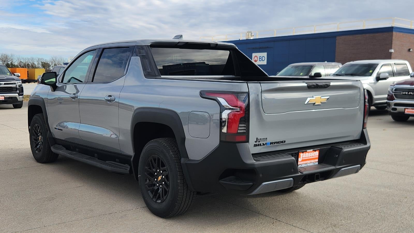 2025 Chevrolet Silverado EV LT - Extended Range