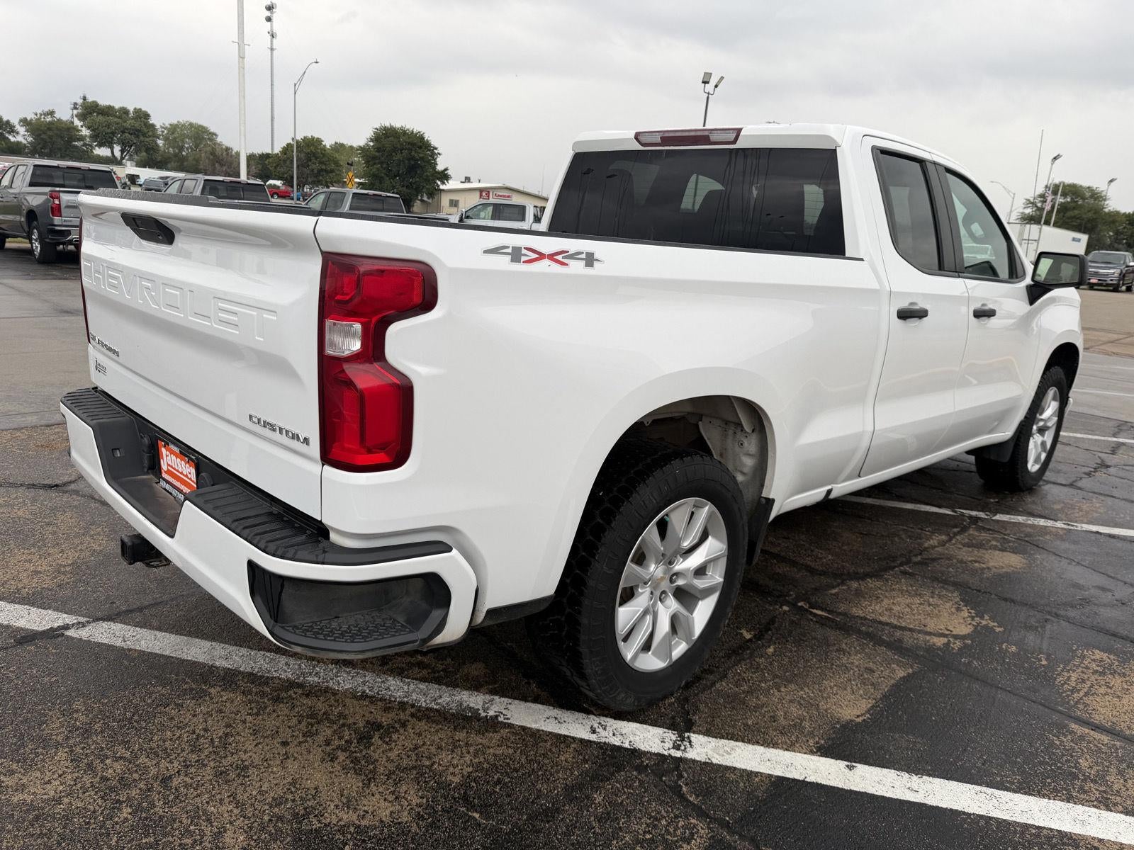2022 Chevrolet Silverado 1500 LTD Custom
