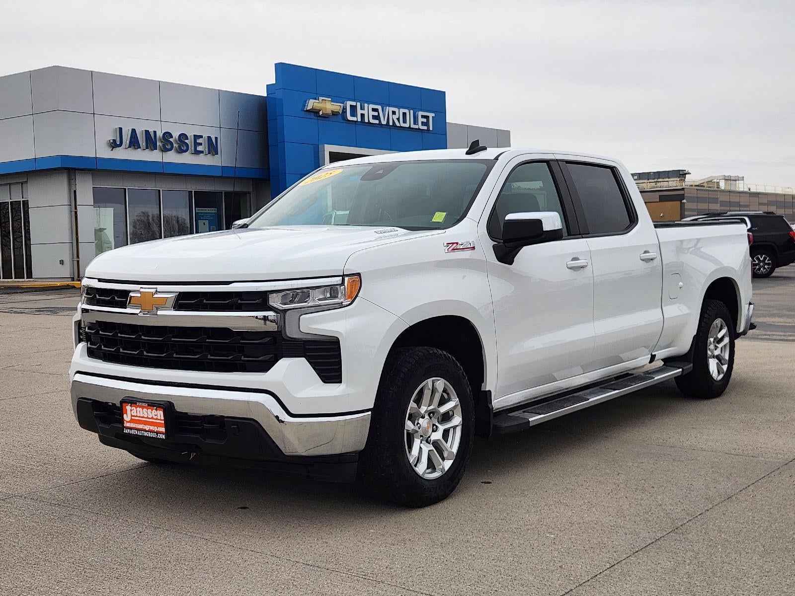2025 Chevrolet Silverado 1500 LT