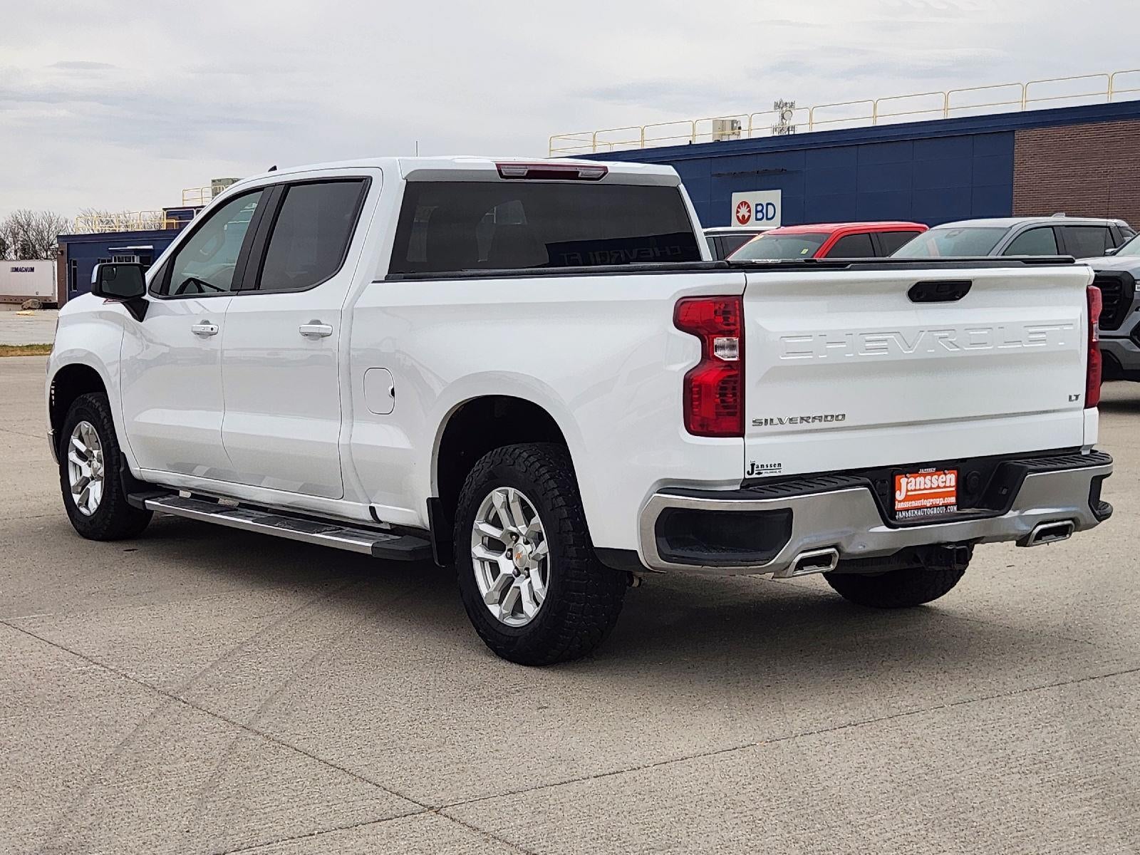 2025 Chevrolet Silverado 1500 LT