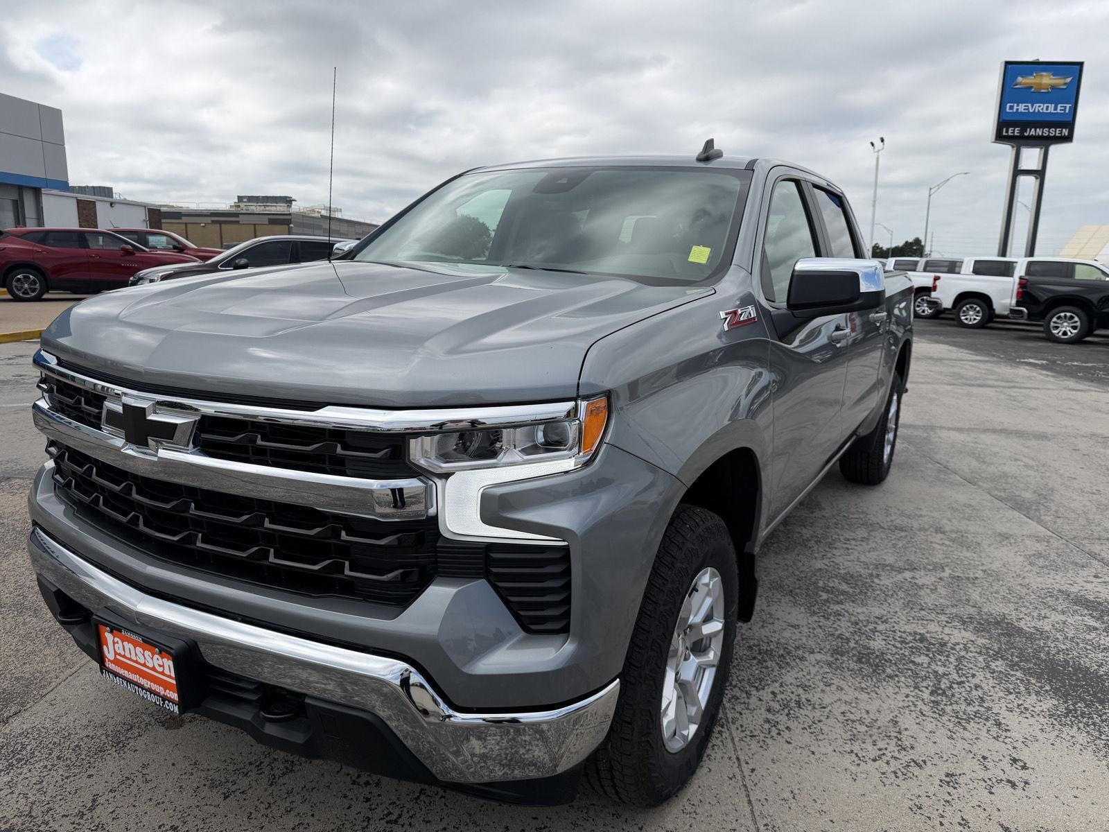2026 Chevrolet Silverado 1500 LT