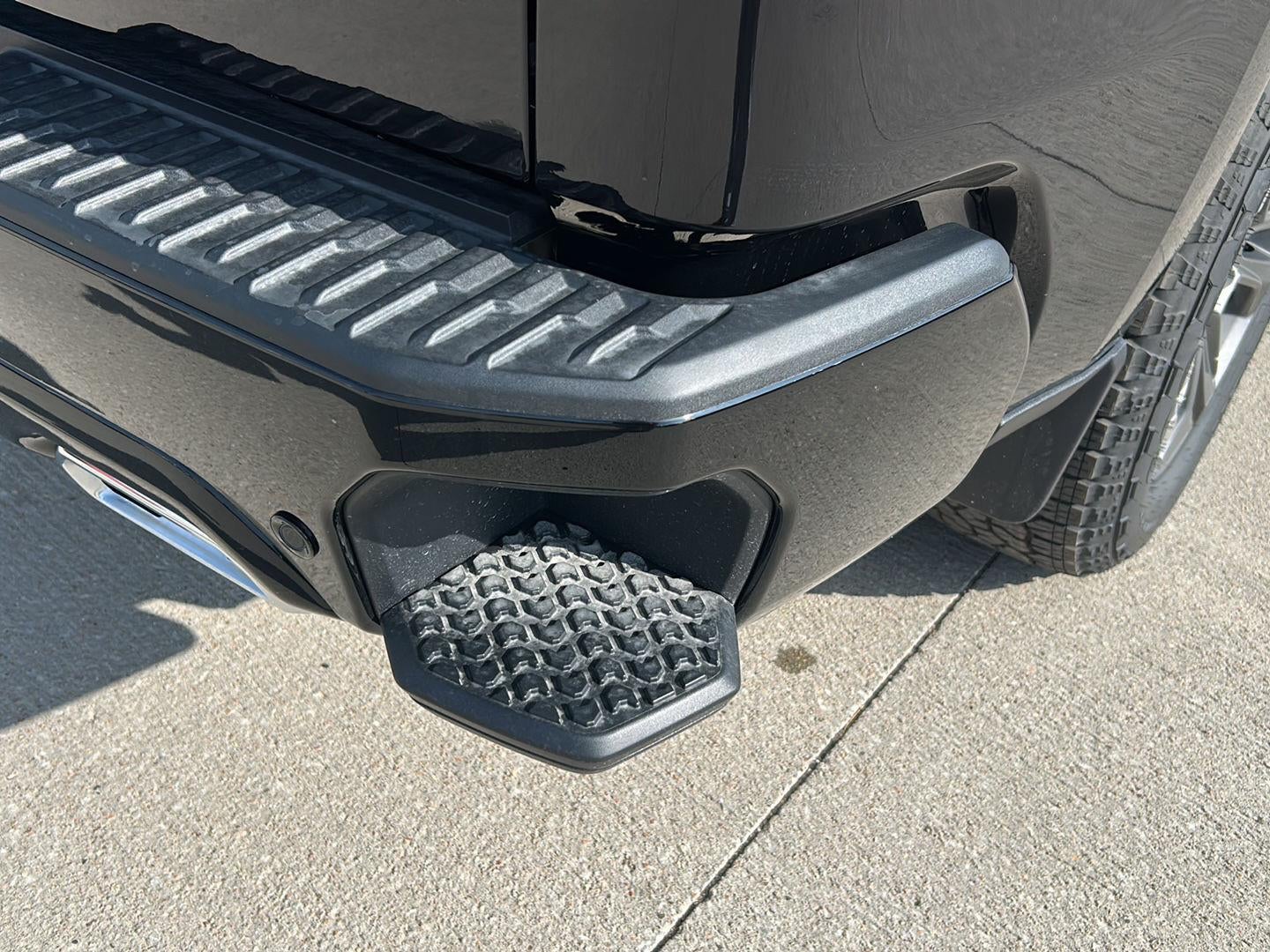 2026 Chevrolet Silverado 1500 High Country - Photo 11