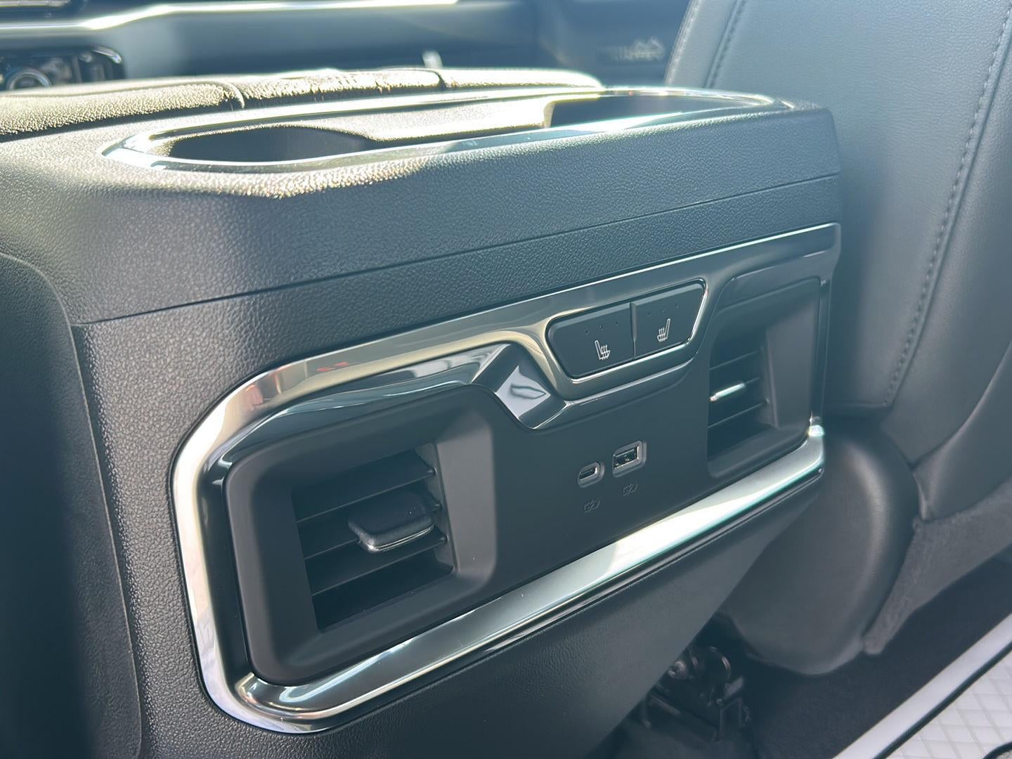 2026 Chevrolet Silverado 1500 High Country - Photo 17