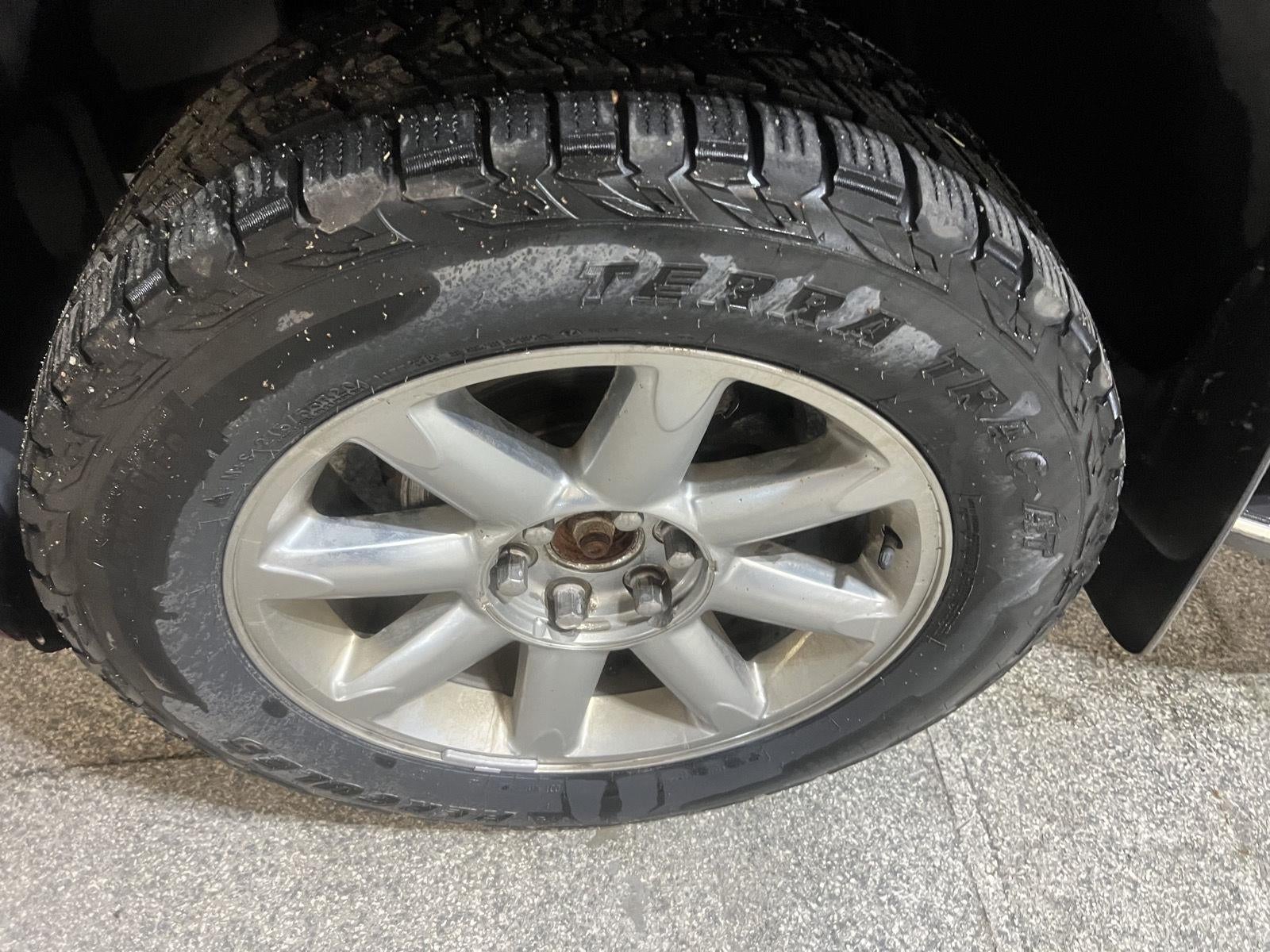 2007 GMC Yukon XL Base