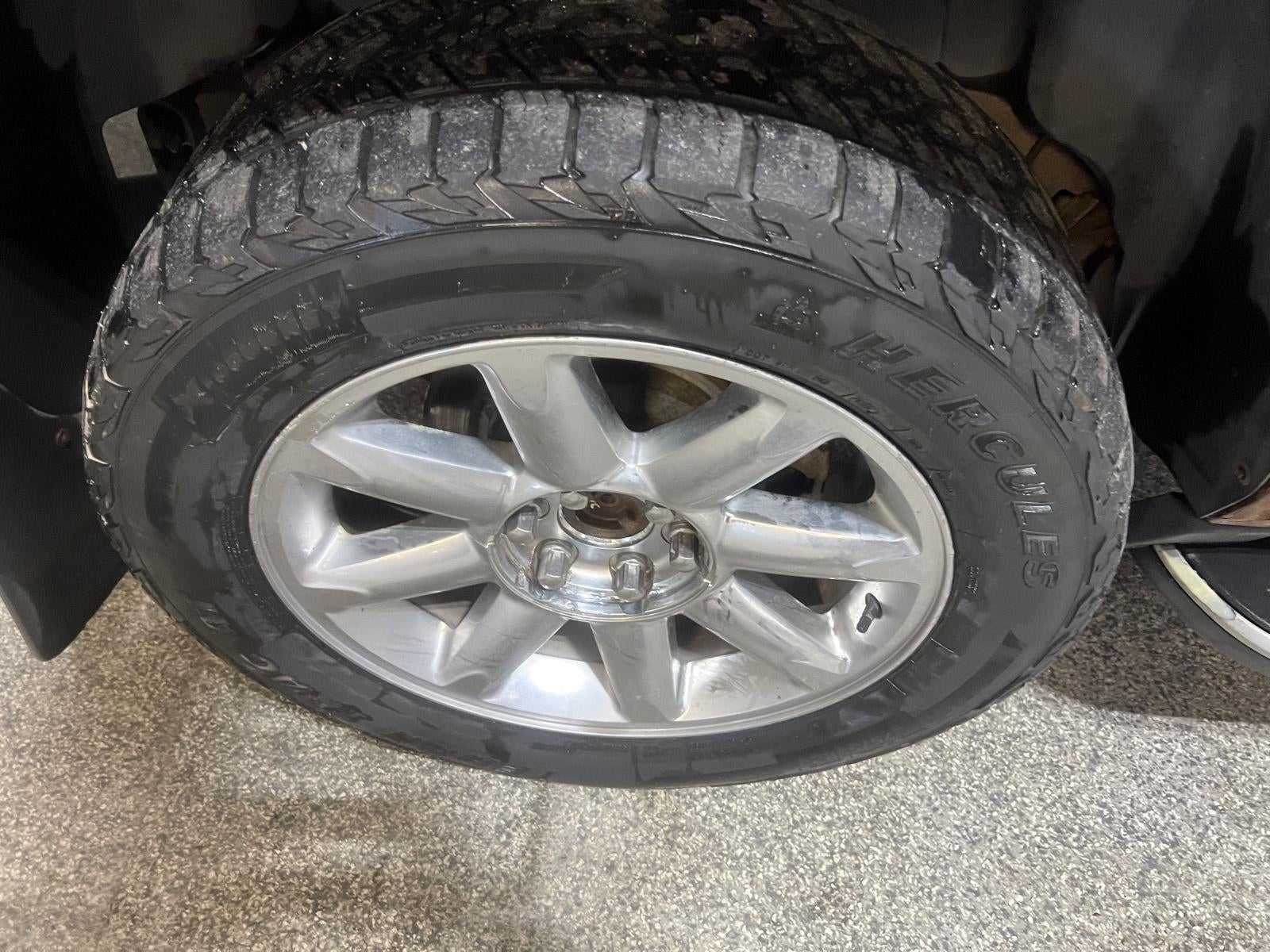2007 GMC Yukon XL Base