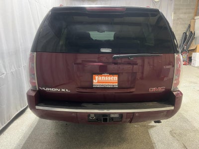 2007 GMC Yukon XL Base