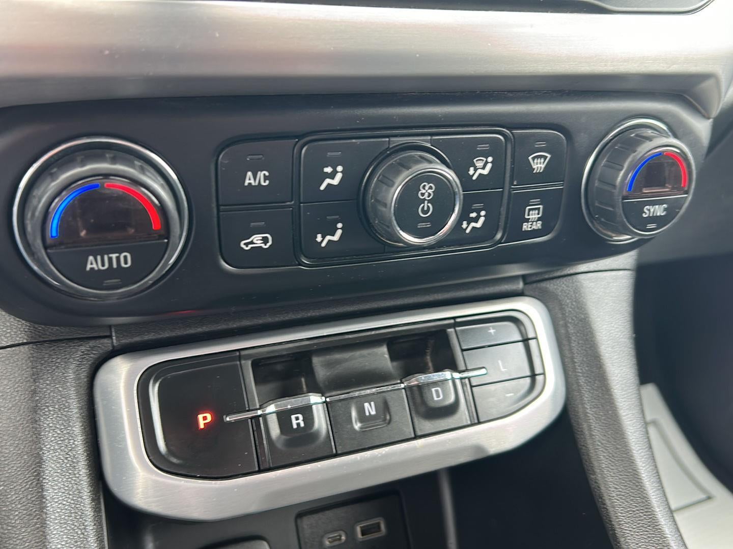 2020 GMC Acadia SLT