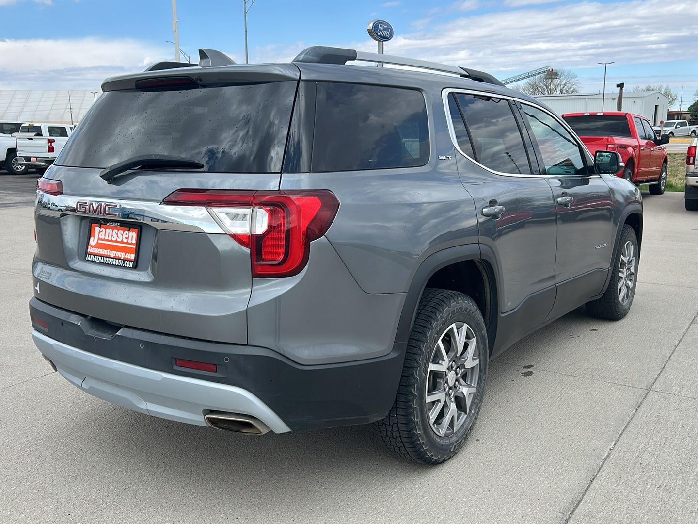 2020 GMC Acadia SLT