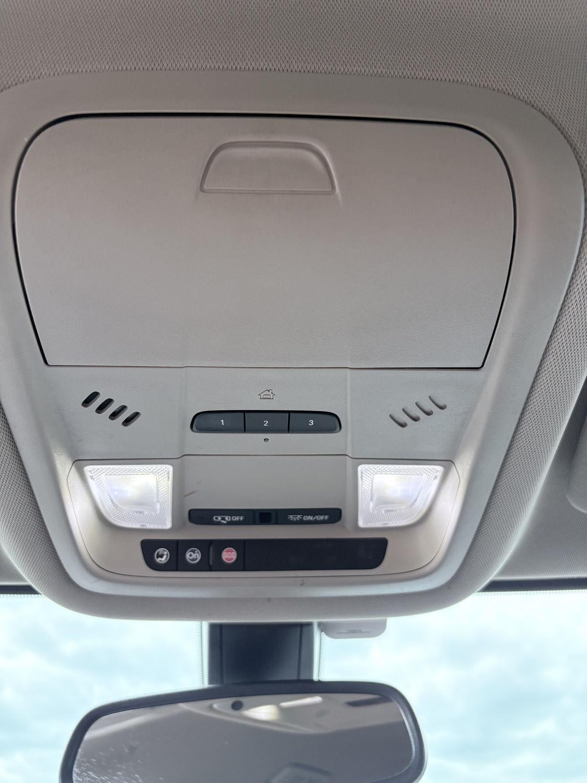 2017 GMC Acadia SLT