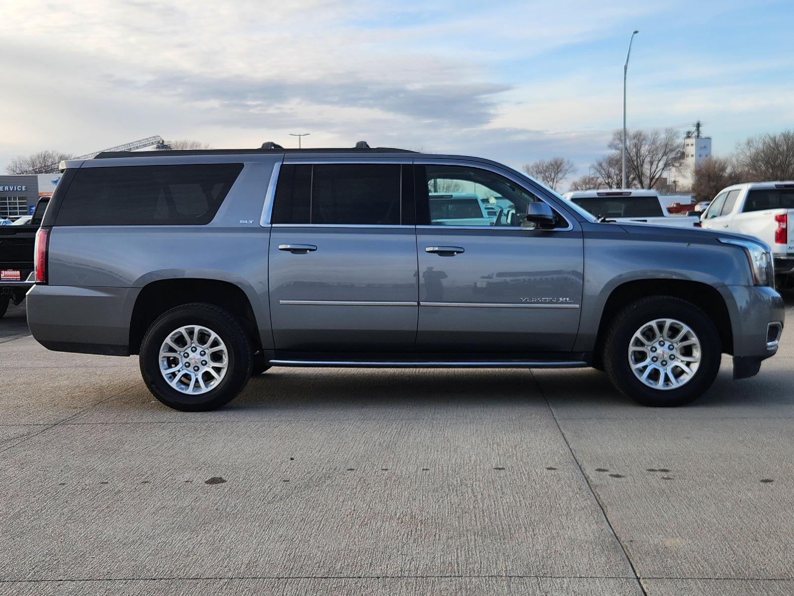 2019 GMC Yukon XL SLT