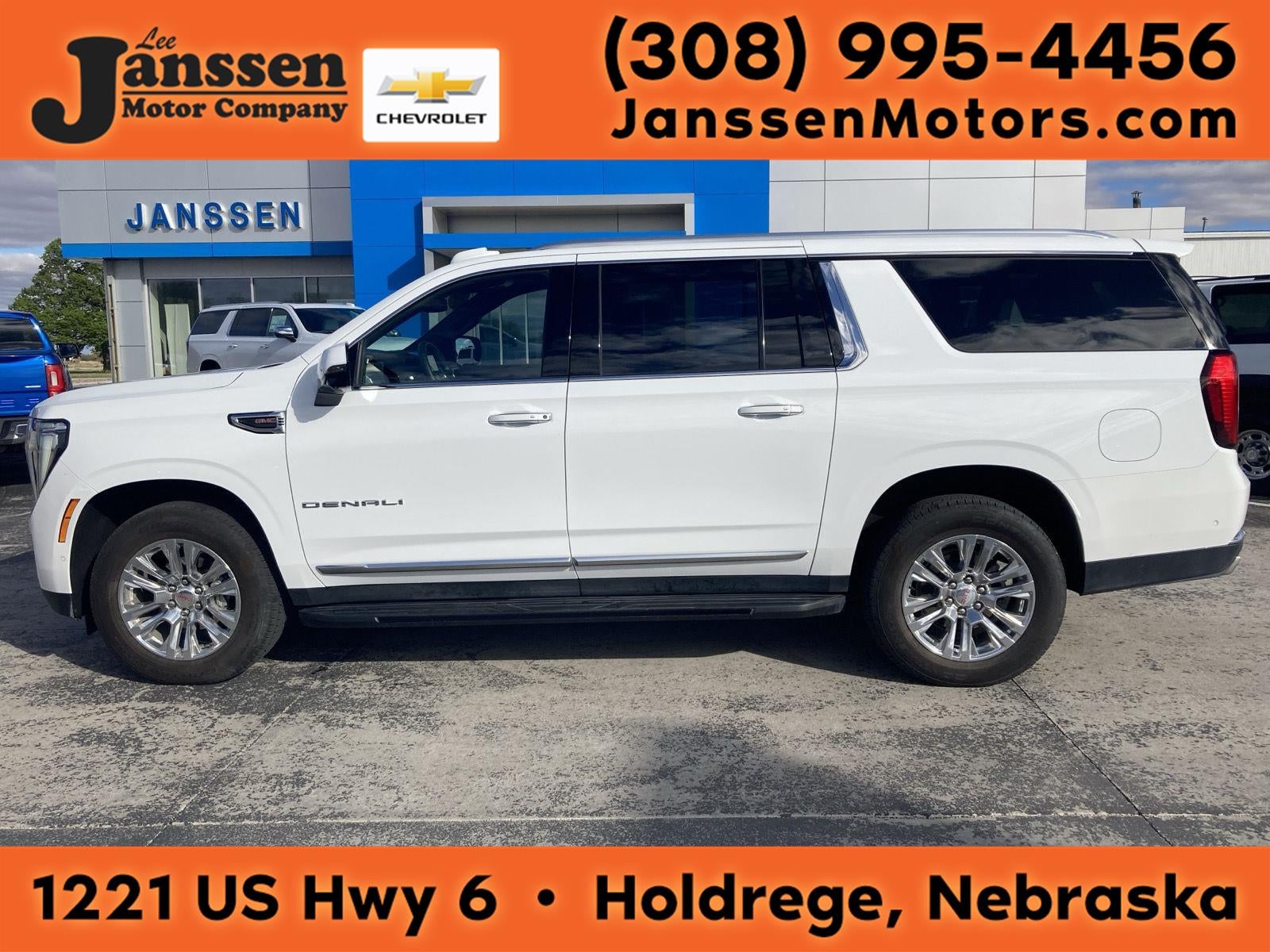 2025 GMC Yukon Denali AWD's photo