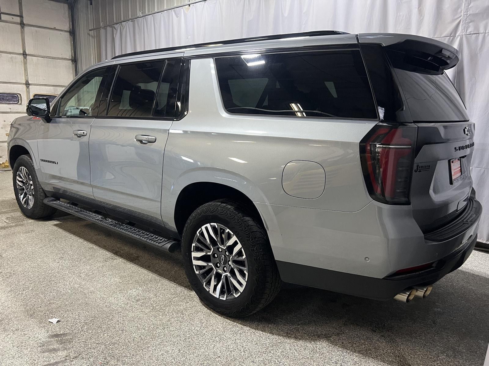 2025 Chevrolet Suburban Z71