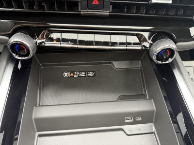 2027 Chevrolet Suburban RST