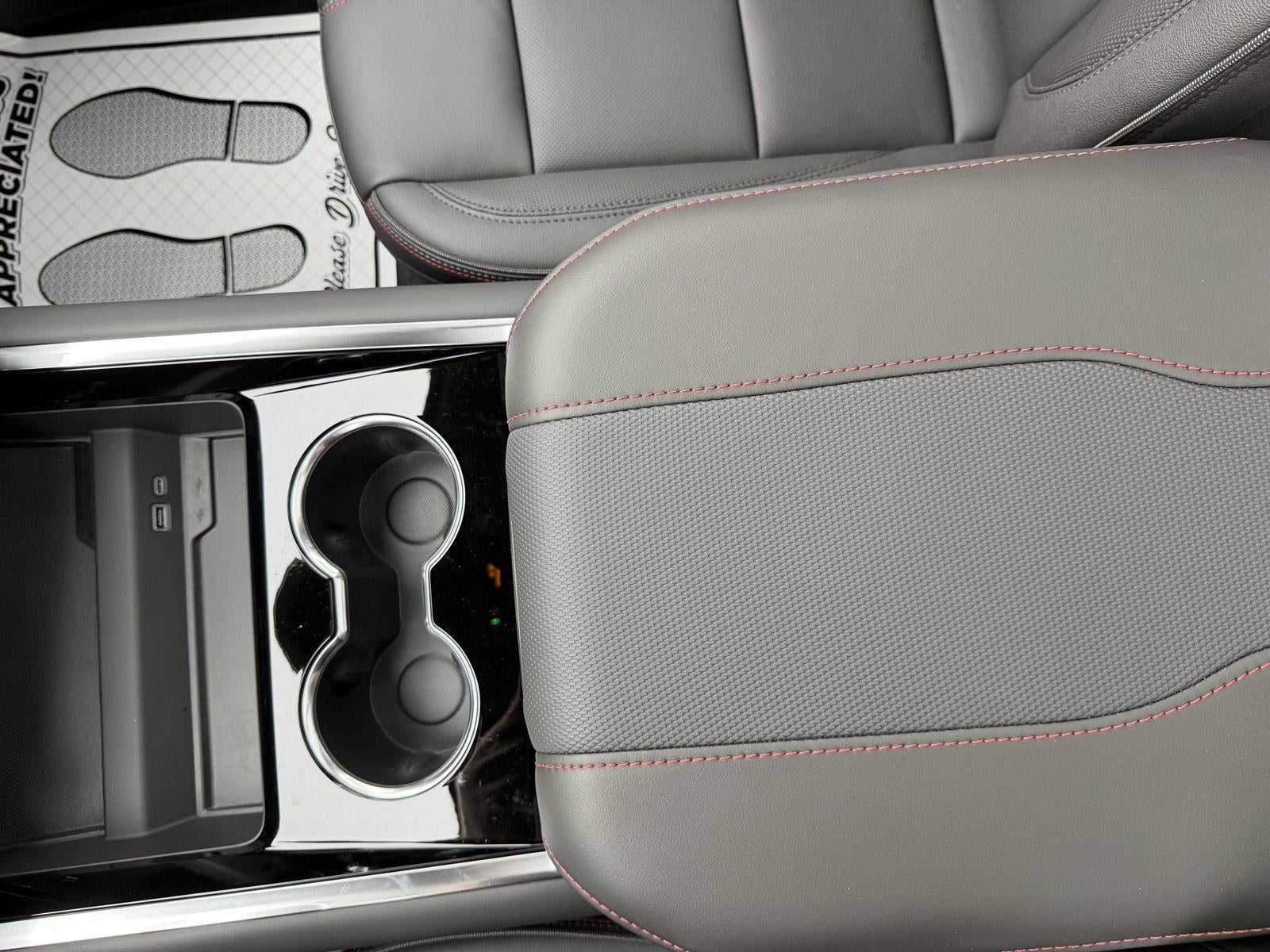 2027 Chevrolet Suburban RST
