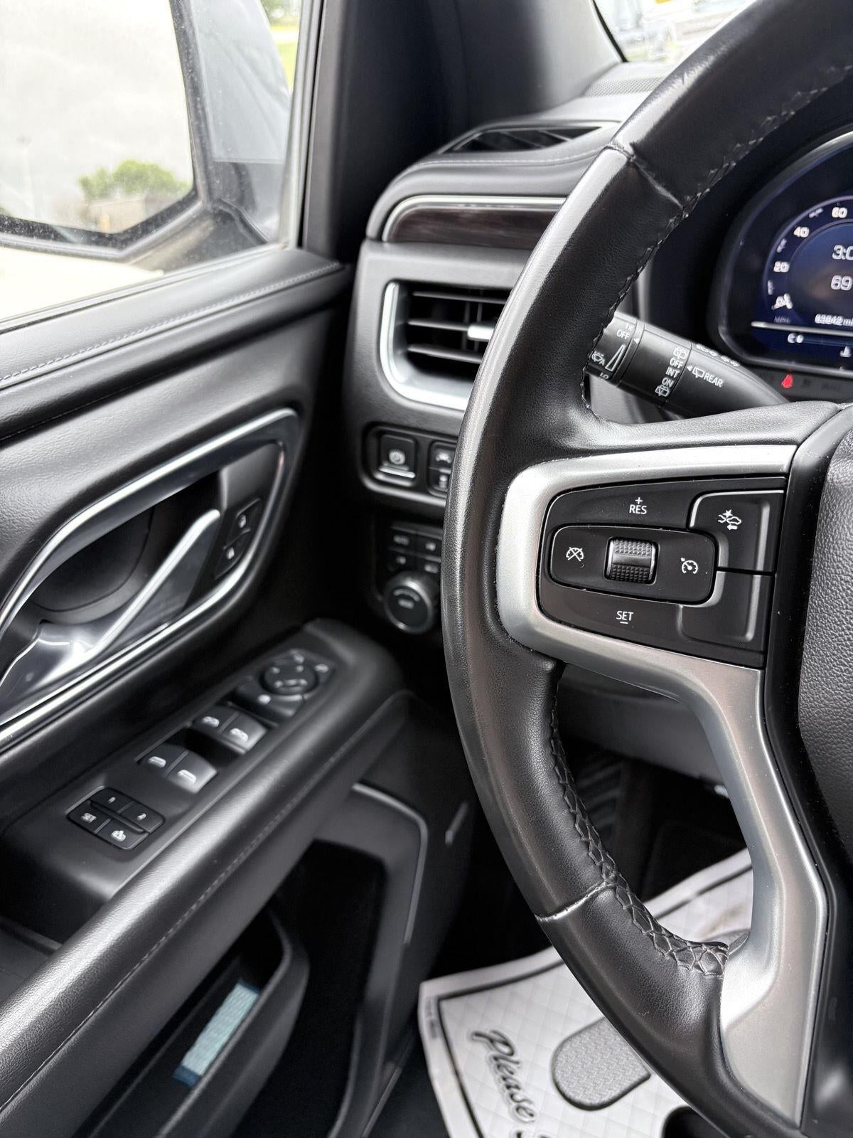 2024 Chevrolet Suburban LT