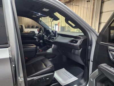 2024 Chevrolet Suburban RST