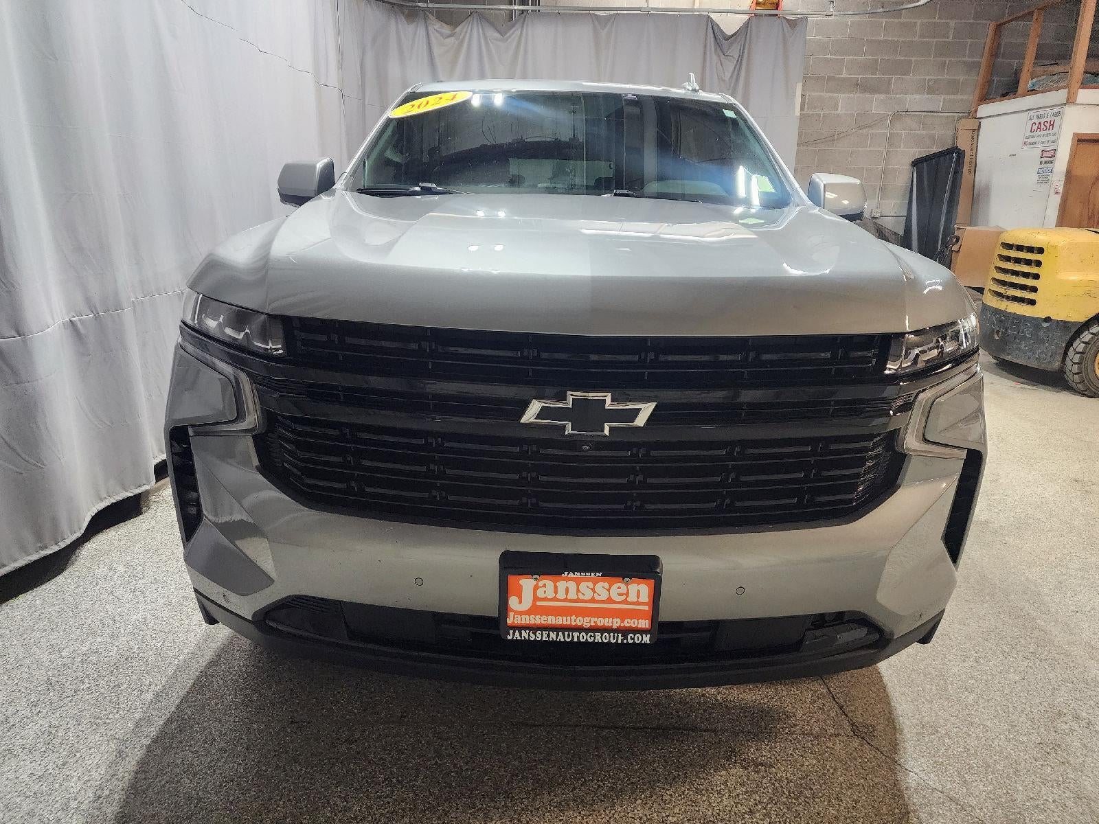 2024 Chevrolet Suburban RST