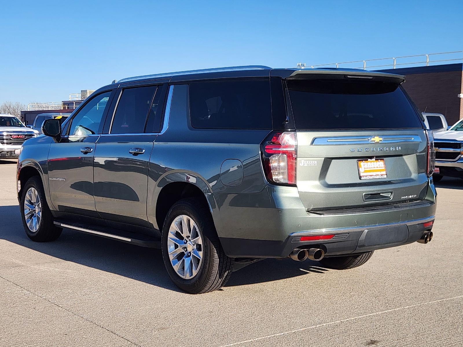 2023 Chevrolet Suburban Premier