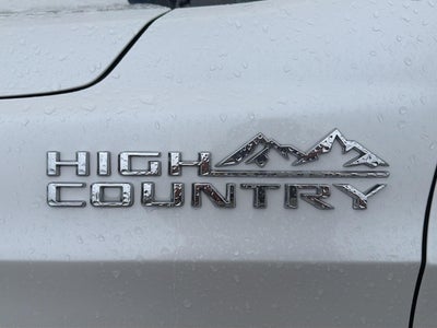 2023 Chevrolet Suburban High Country