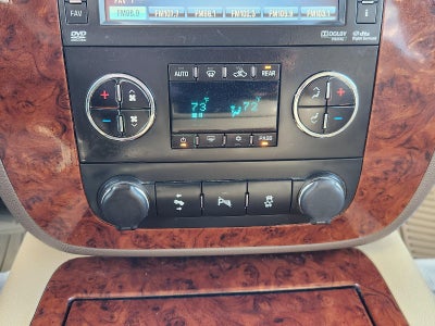 2014 Chevrolet Suburban LTZ