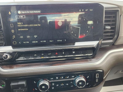 2025 GMC Sierra 1500 SLT