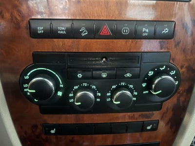 2008 Jeep Commander Overland