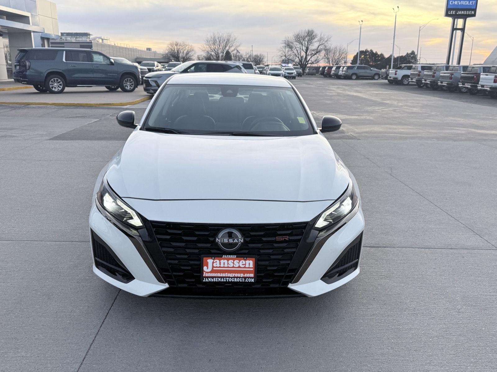 2024 Nissan Altima 2.5 SR