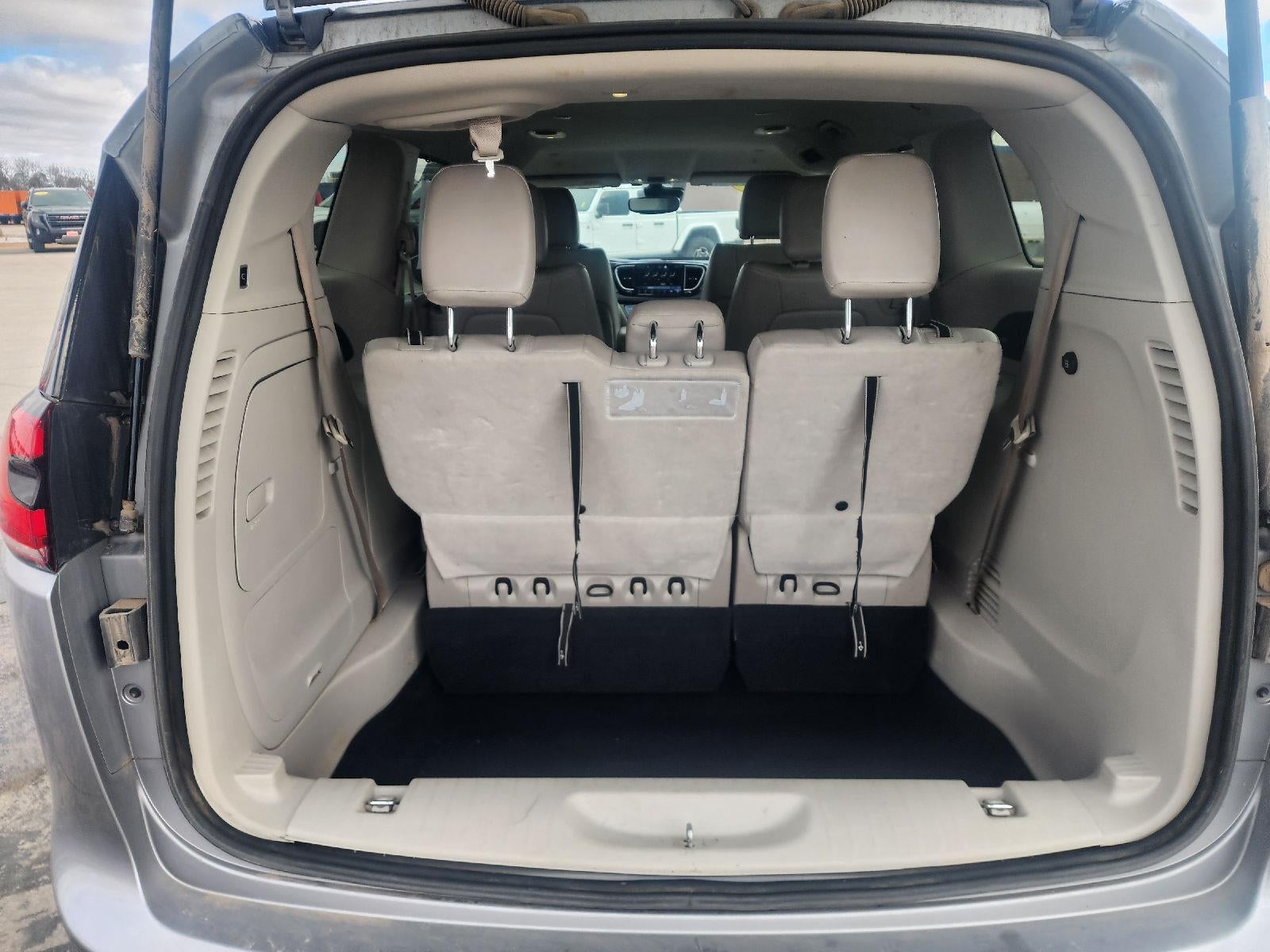 2021 Chrysler Pacifica Hybrid Touring L