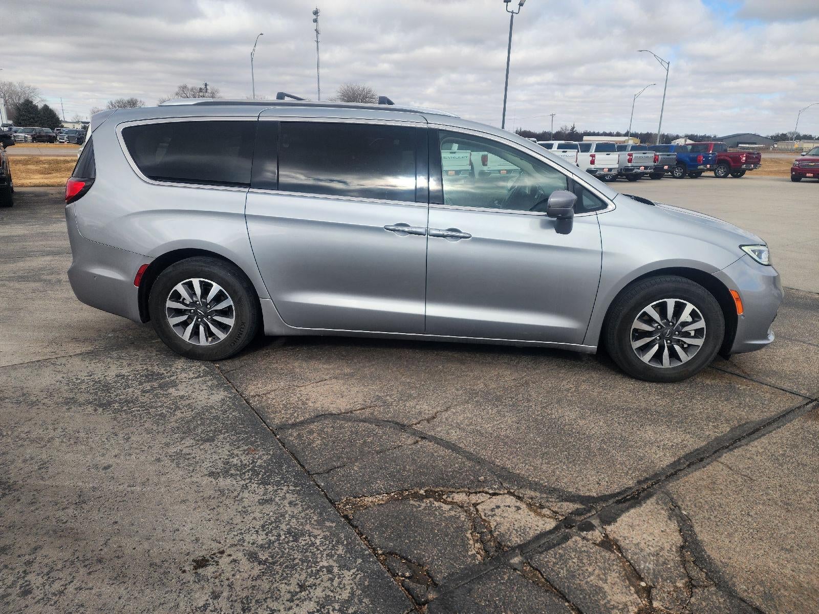 2021 Chrysler Pacifica Hybrid Touring L