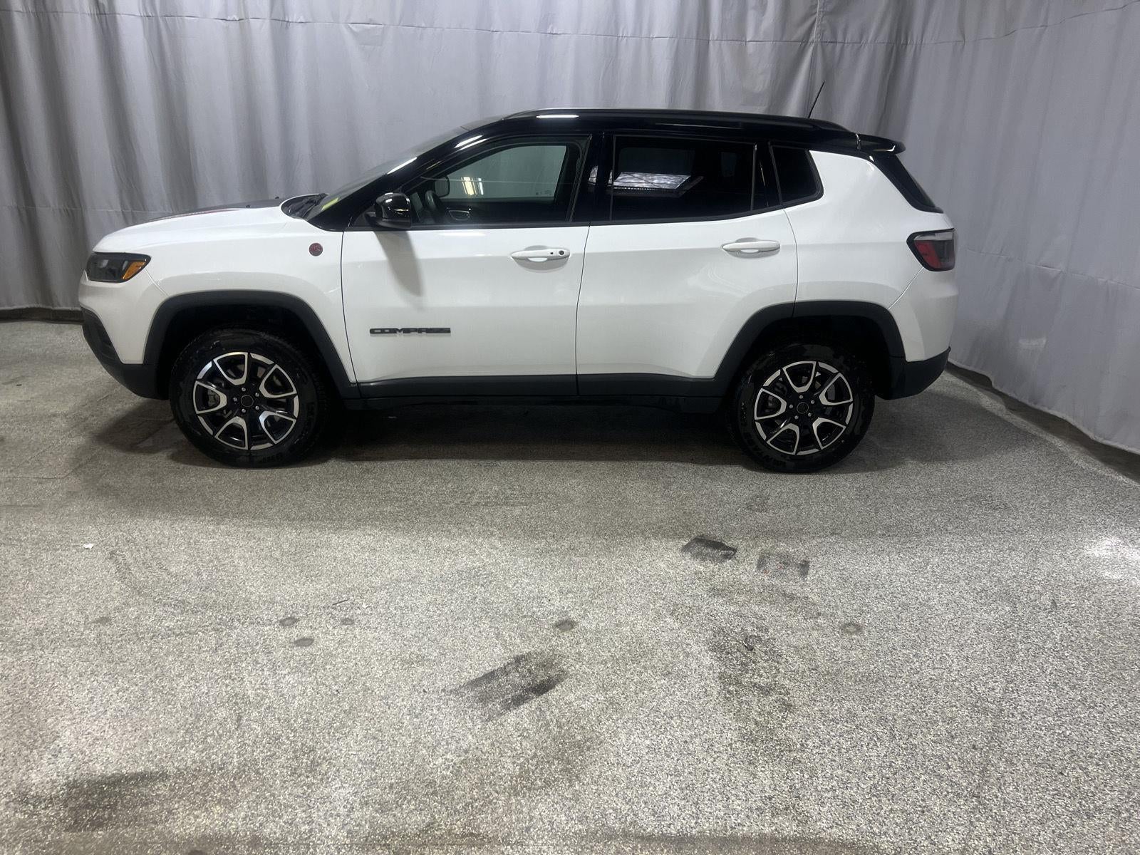 2025 Jeep Compass Trailhawk