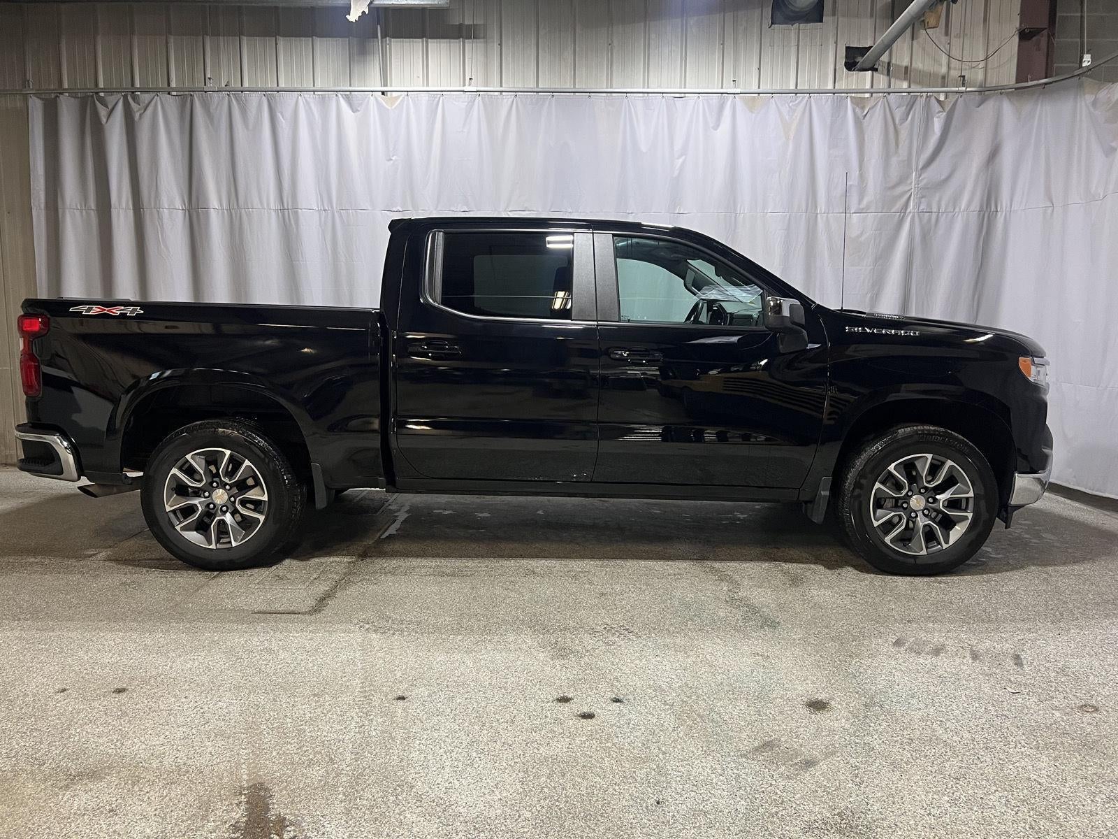 2024 Chevrolet Silverado 1500 LT (2FL)