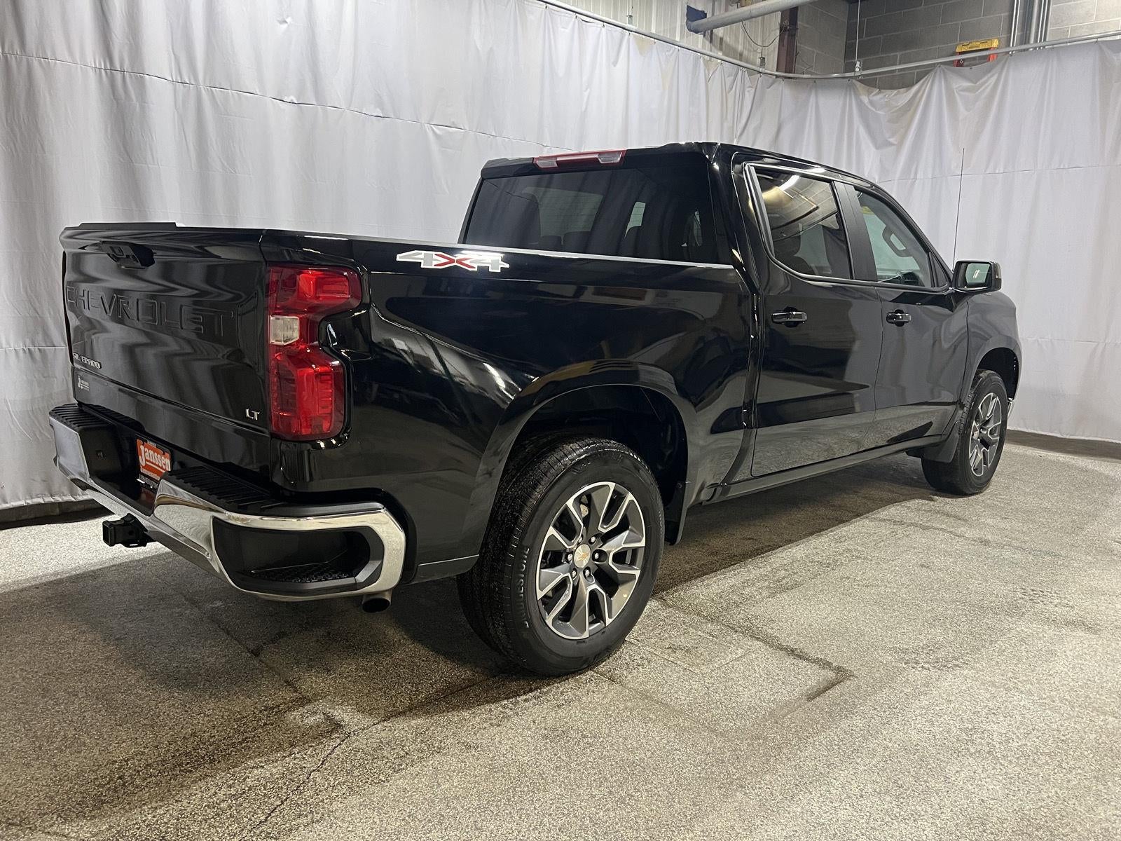 2024 Chevrolet Silverado 1500 LT (2FL)