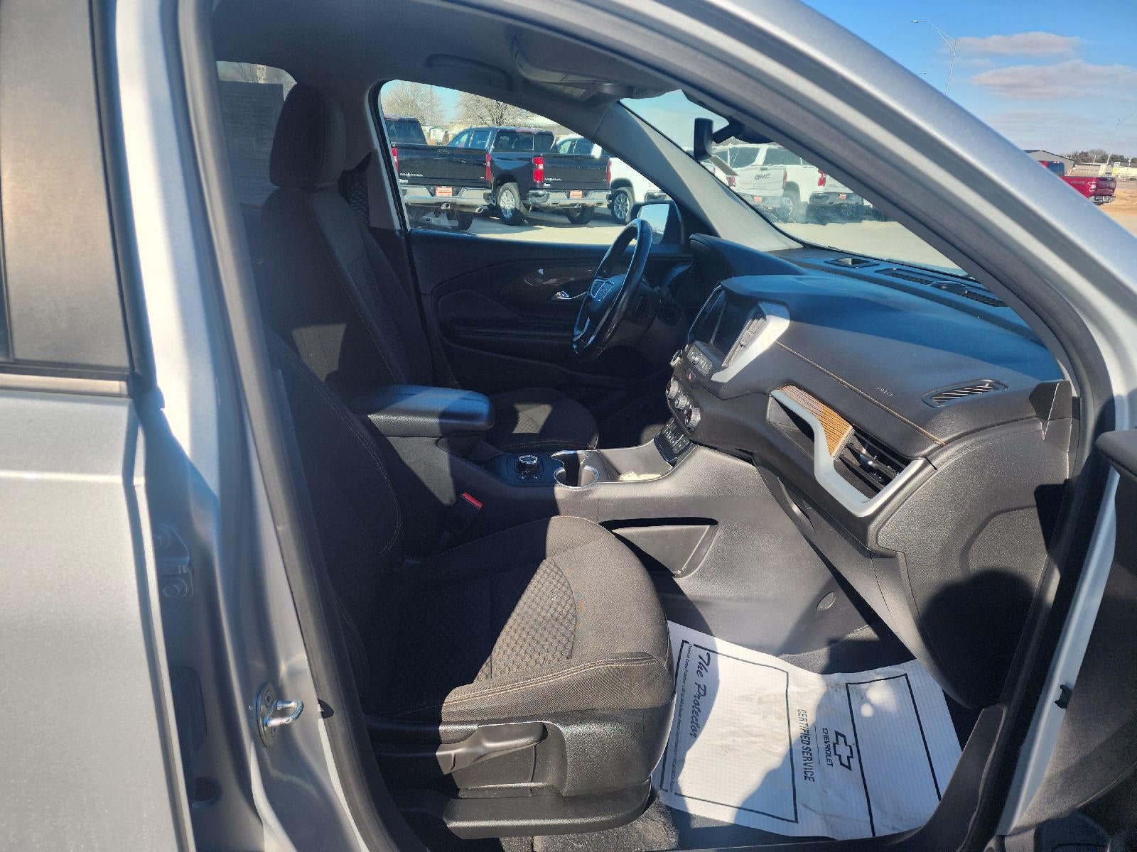 2021 GMC Terrain SLE