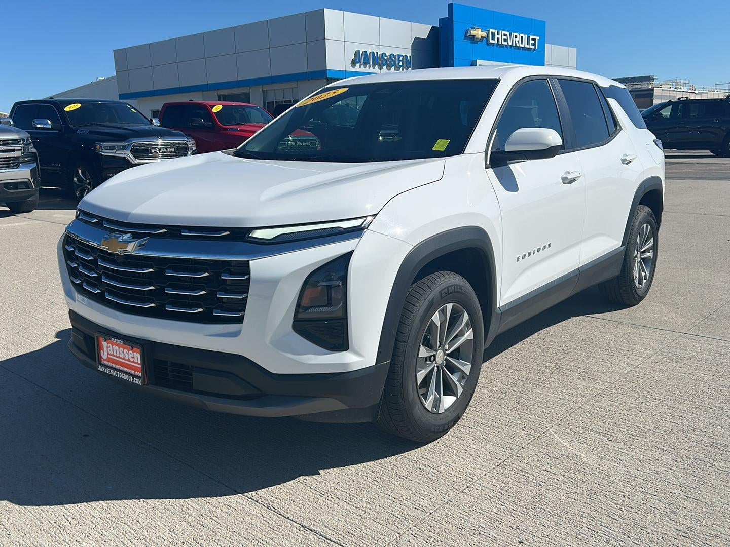 2025 Chevrolet Equinox LT