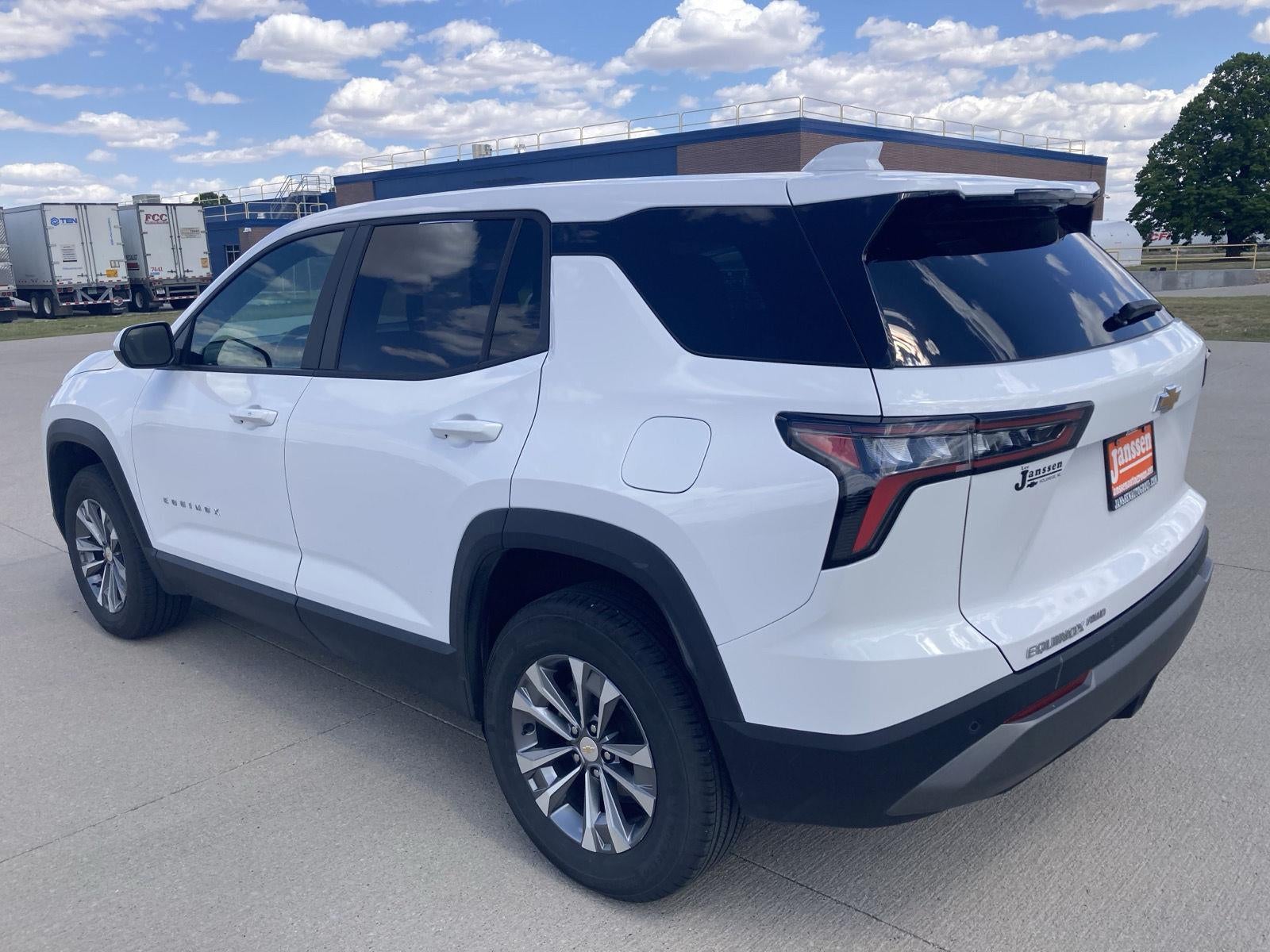 2025 Chevrolet Equinox LT