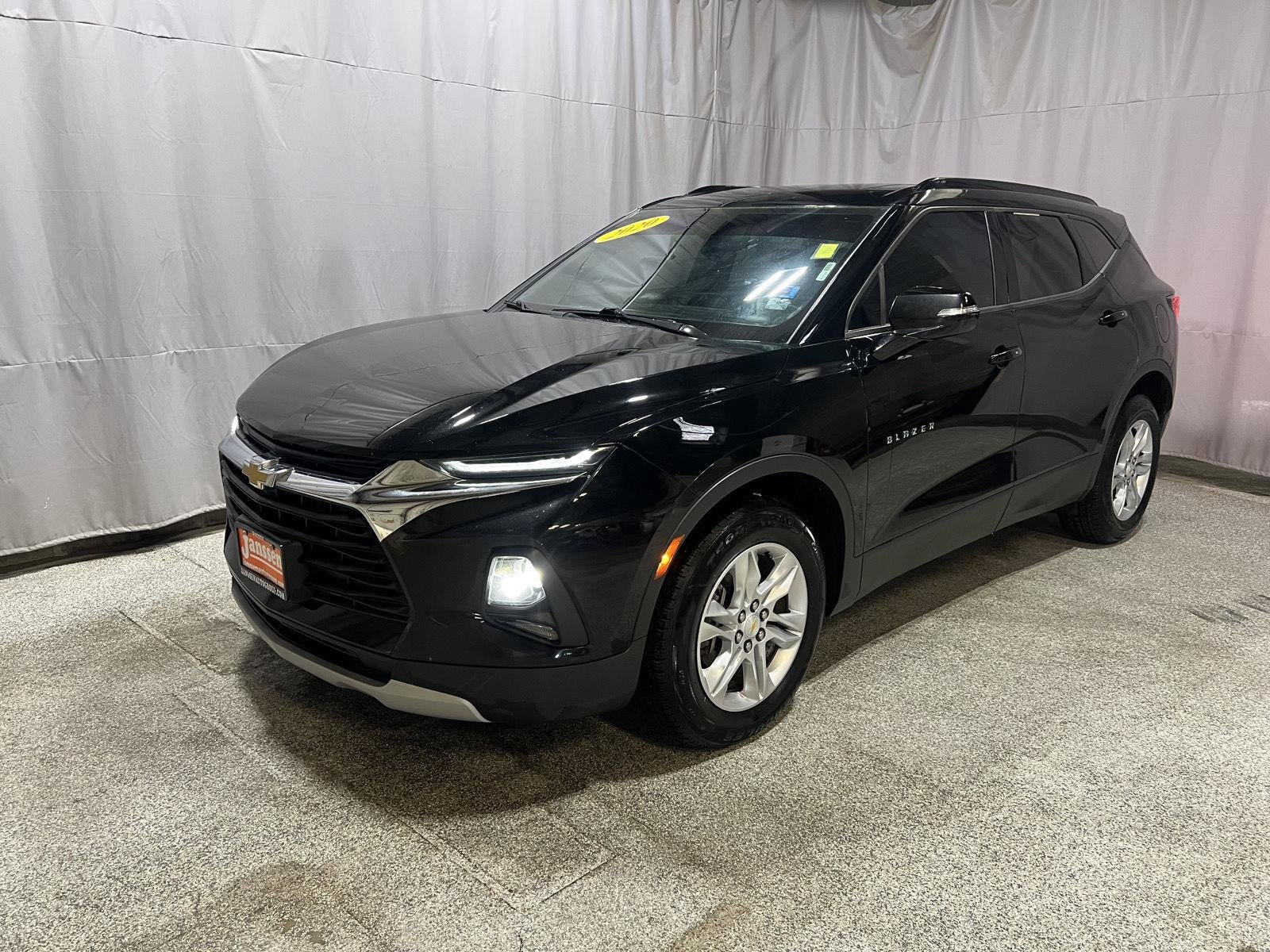 Used 2020 Chevrolet Blazer 2LT with VIN 3GNKBHR48LS690267 for sale in Holdrege, NE