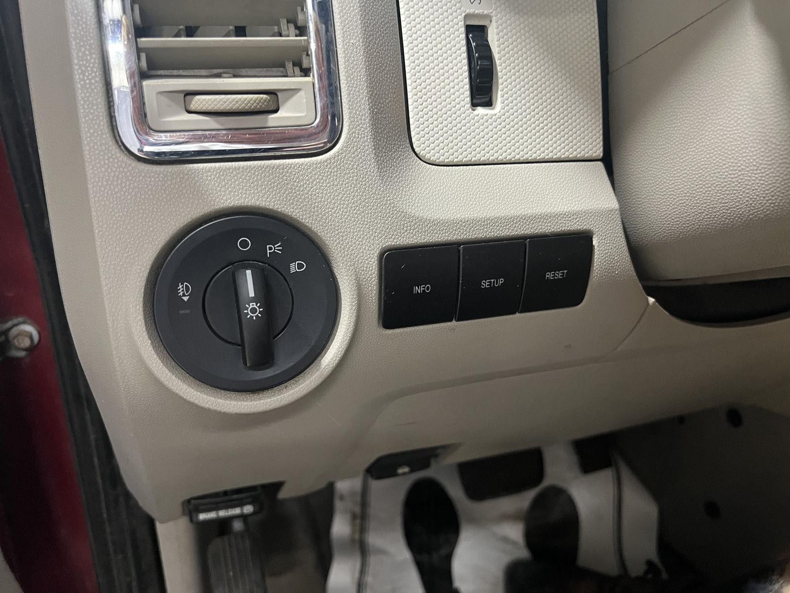 2008 Mercury Mariner Base