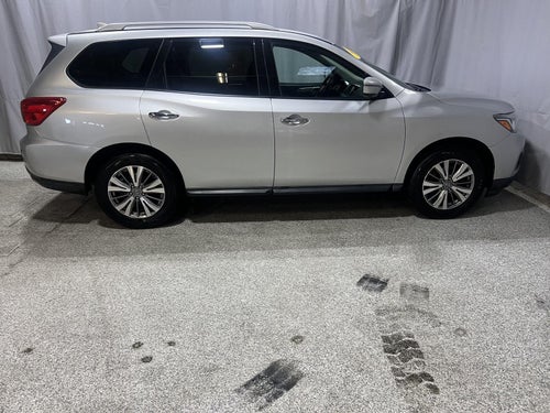 2019 Nissan Pathfinder SL