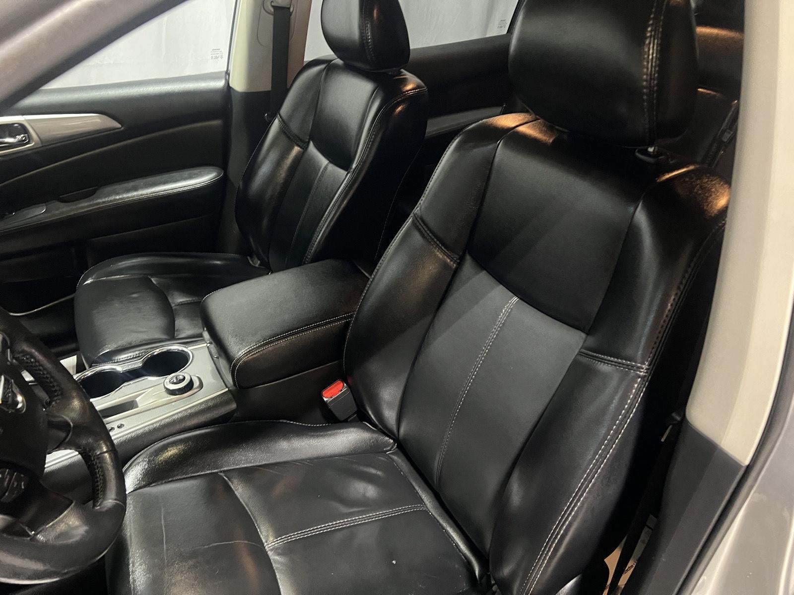 2019 Nissan Pathfinder SL