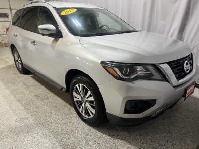 2019 Nissan Pathfinder SL