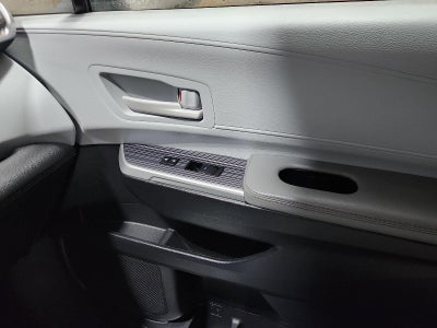 2025 Toyota Sienna LE