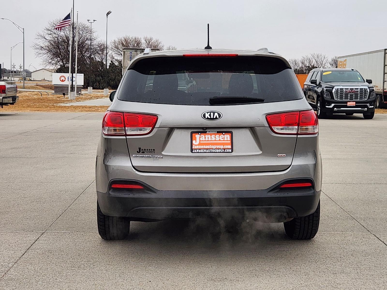 2016 Kia Sorento LX