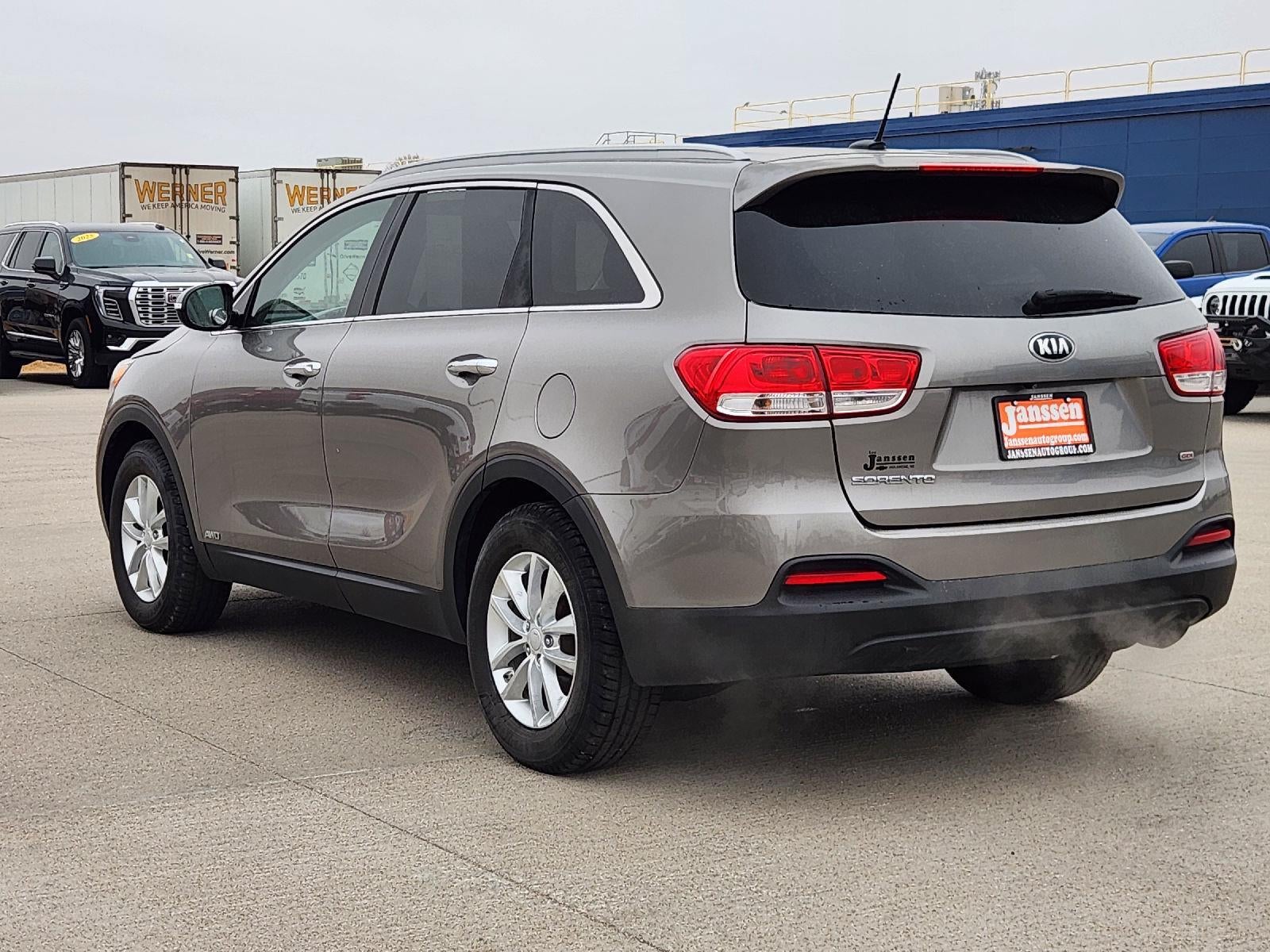 2016 Kia Sorento LX
