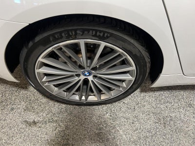 2018 BMW 5 Series 530e iPerformance