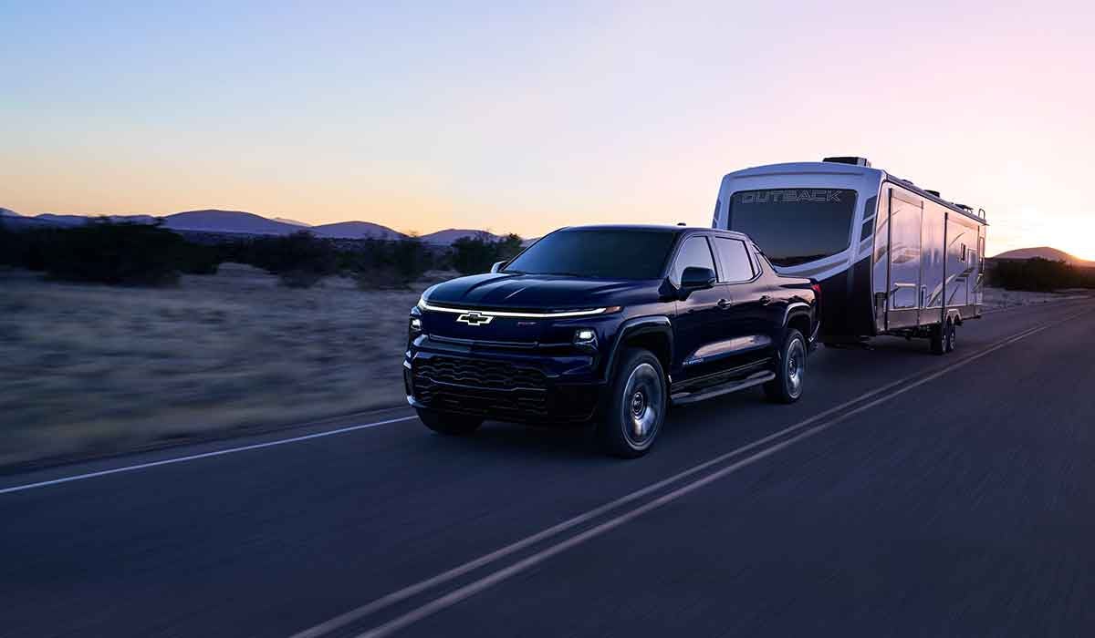 Lee Janssen Motor Company in Holdrege NE